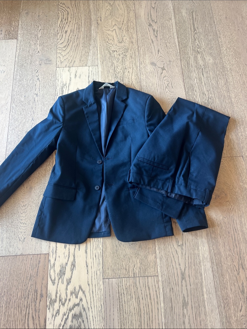 H&M Boys Navy Suit - adjustable waist. Great condition. Size 16.